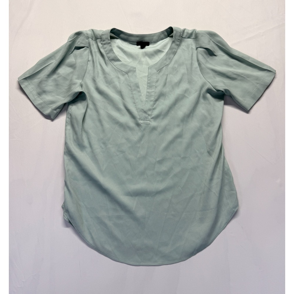 Ann Taylor Blouse Top Women Small Light Mint Green Split Neck Pleated Curved Hem